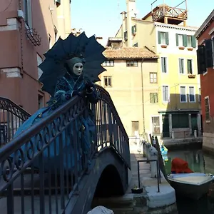 https://biennale-appartamento-grande.hotelinveneto.com