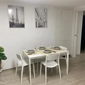 Casa vacanze Bellissimo Piano Terra Totalmente Ristrutturato 450m Dal Mare