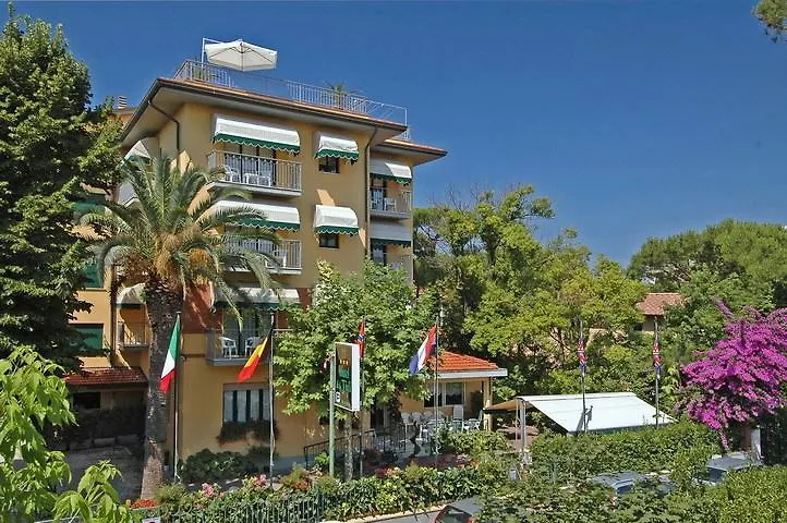 Hotel Dei Tigli Lido di Camaiore 3*,  Italia